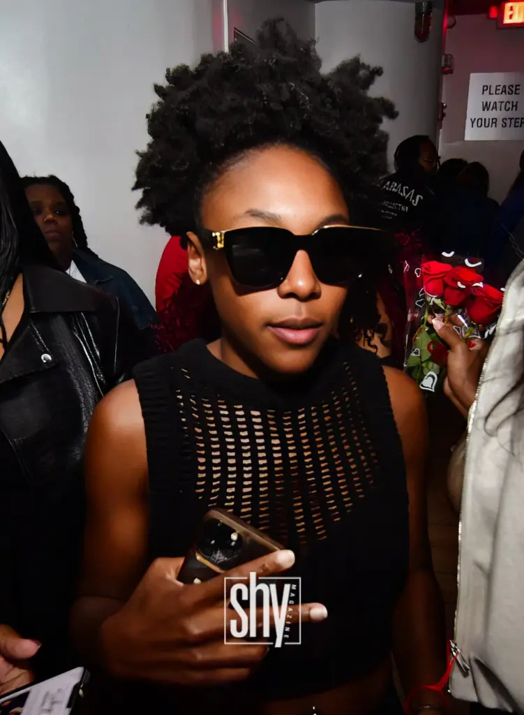 air lounge shy magazine 119