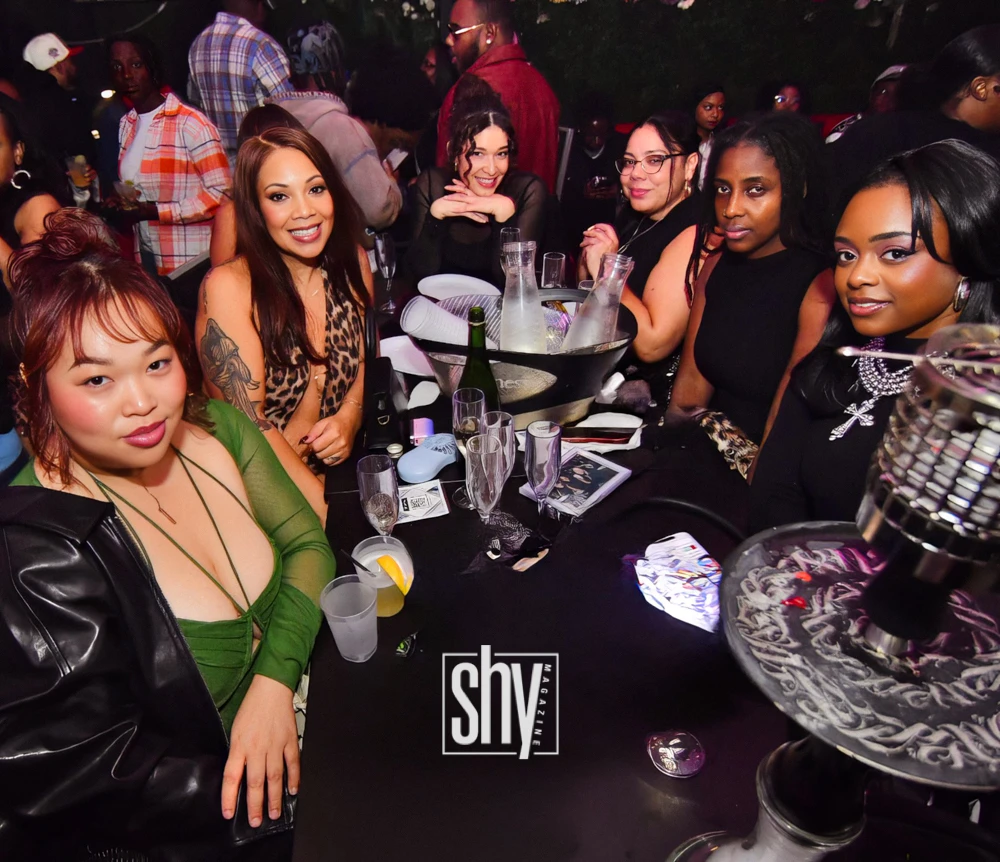 air lounge shy magazine 16