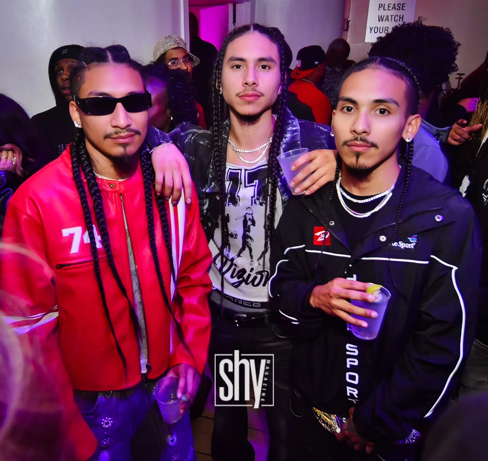 air lounge shy magazine 39